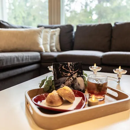 Northern Lights Kota By Booklapland Apartment *