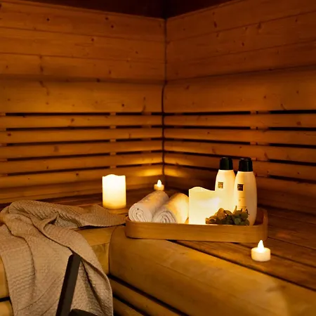 Northern Lights Kota By Booklapland * Rovaniemi