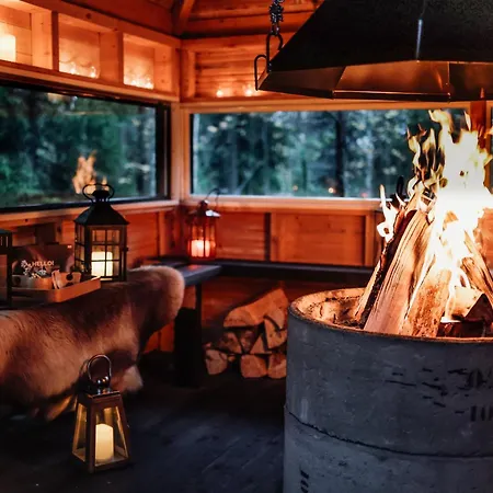 Northern Lights Kota By Booklapland Apartment *